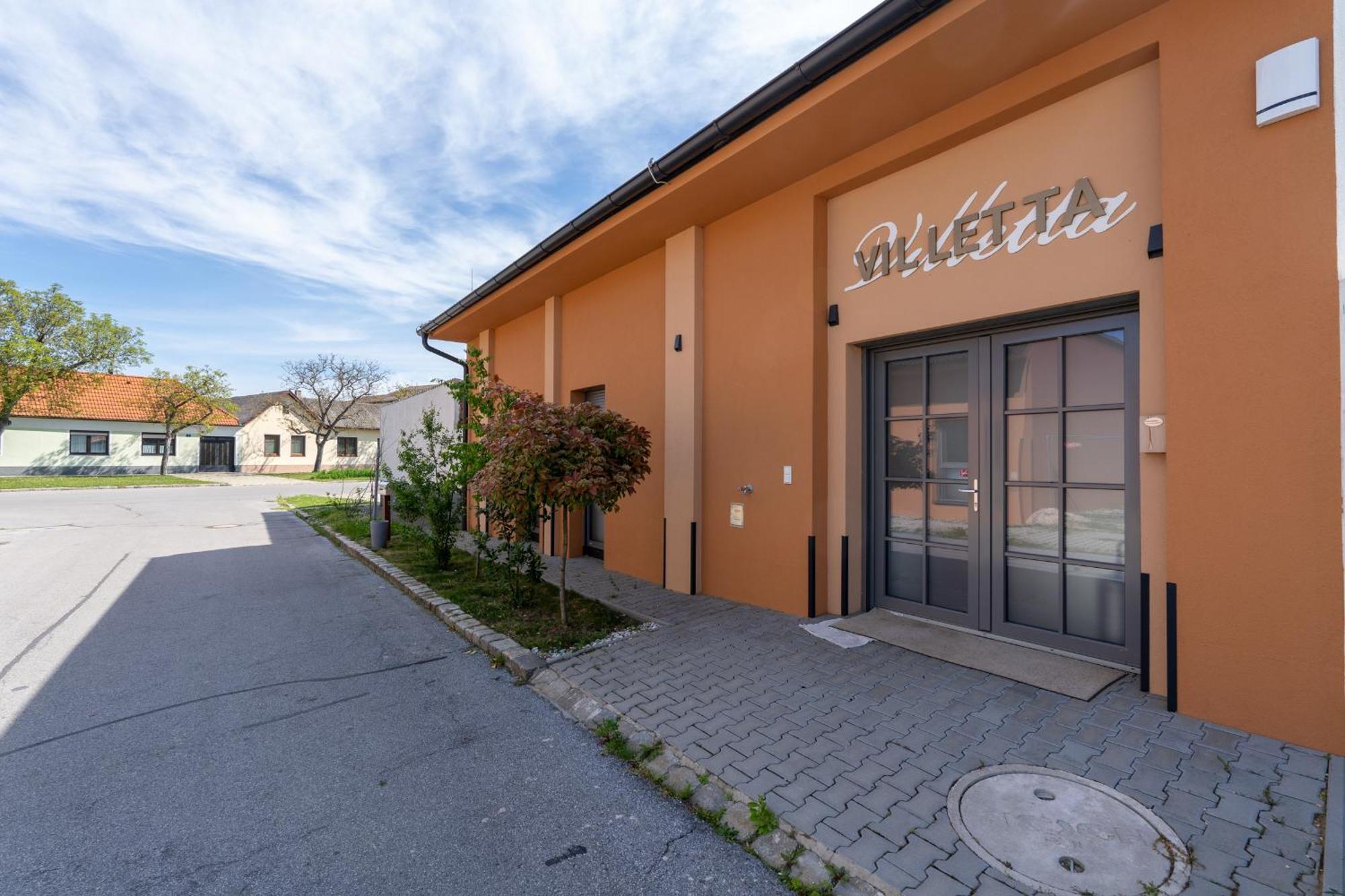Pension Pannonia Parndorf Esterno foto